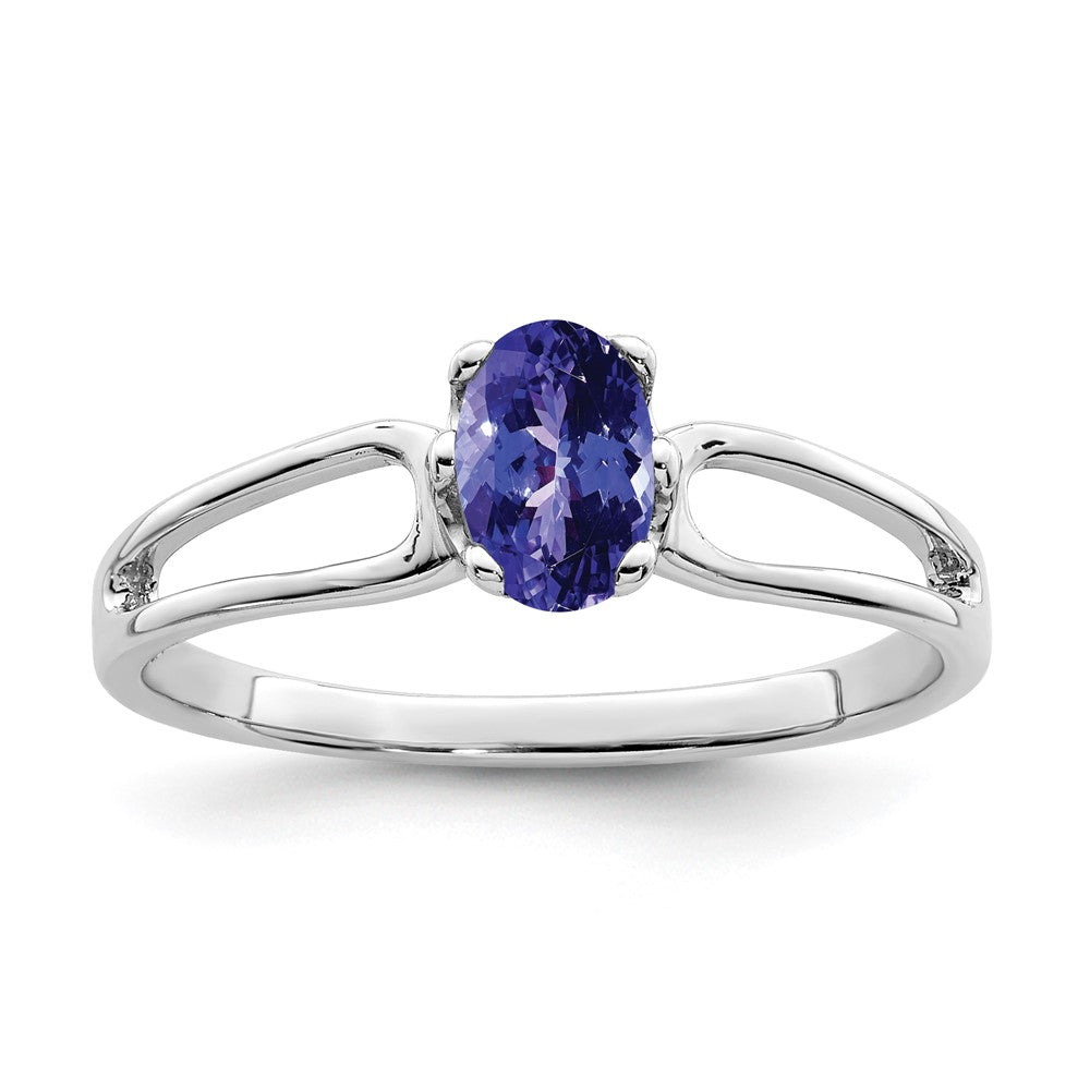 14k White Gold 6x4mm Oval Tanzanite ring