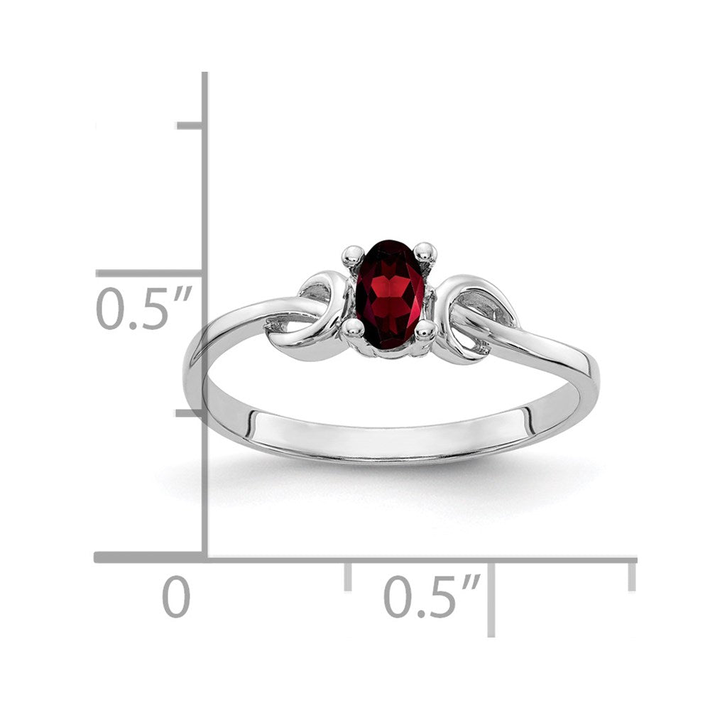 14k White Gold 5x3mm Oval Garnet ring