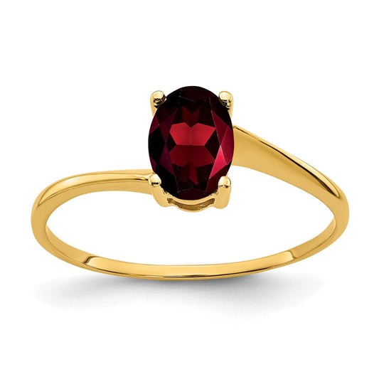 14K Yellow Gold 7x5mm Oval Garnet ring