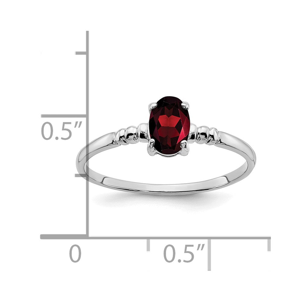 14k White Gold 6x4mm Oval Garnet ring