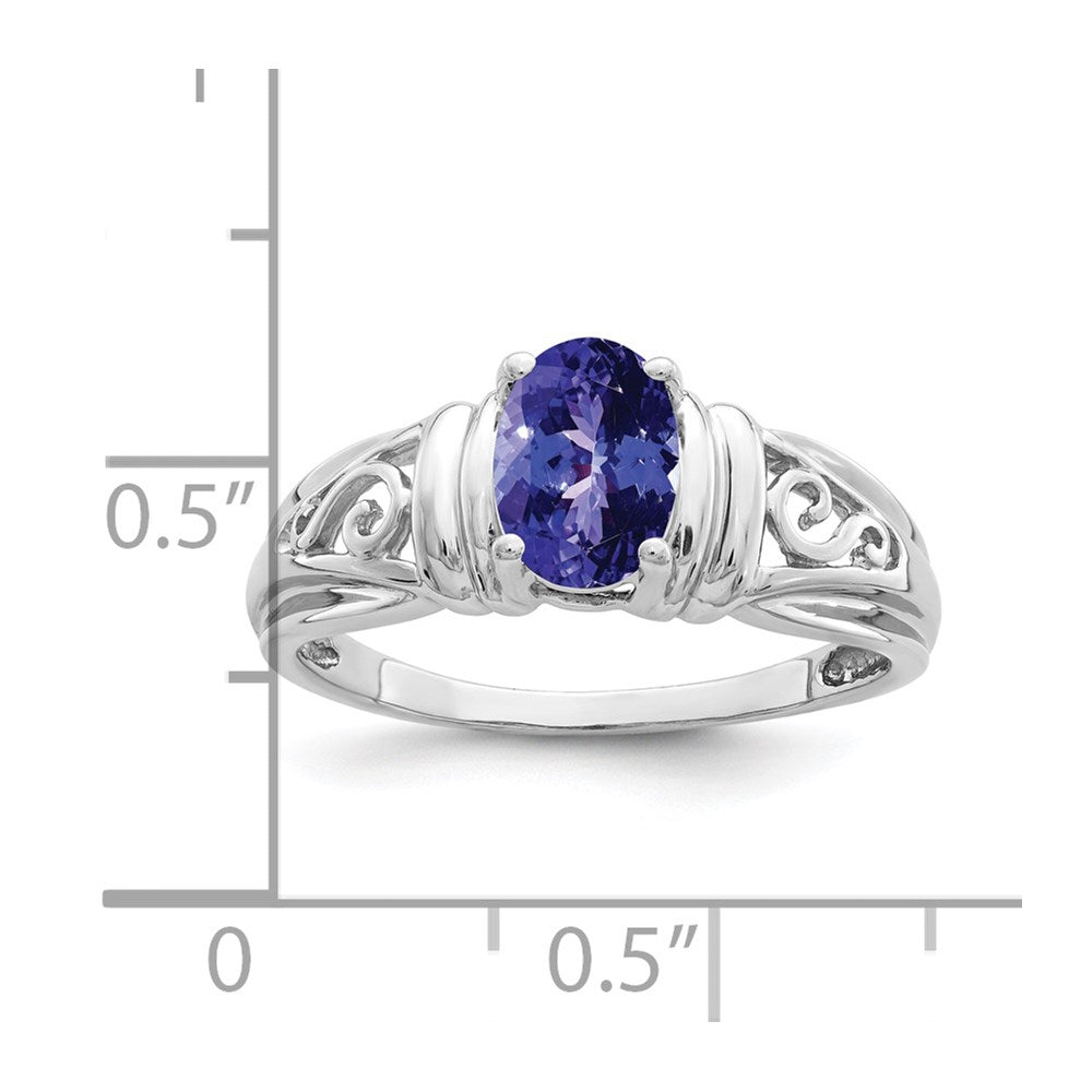 14k White Gold 7x5mm Oval Tanzanite ring