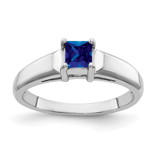 14k White Gold 4mm Princess Cut Sapphire ring