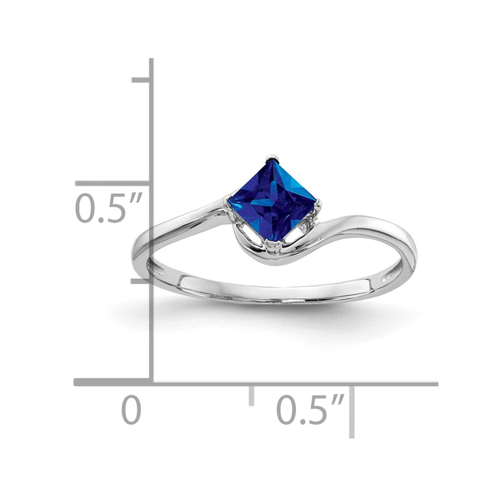 14k White Gold 4mm Princess Cut Sapphire ring