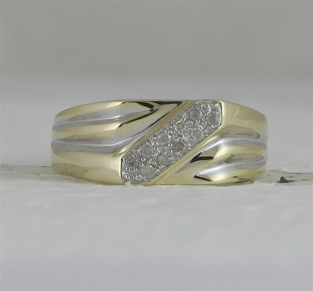 10k Yellow Gold Round Diamond Band Ring 1/10 Cttw