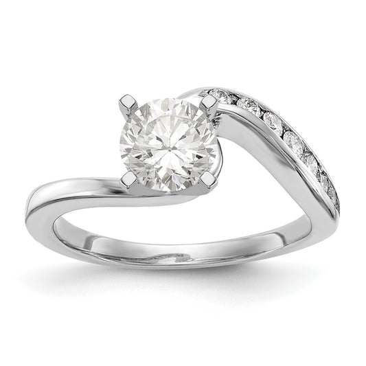 14kw Peg Set Simulated Diamond Engagement Ring