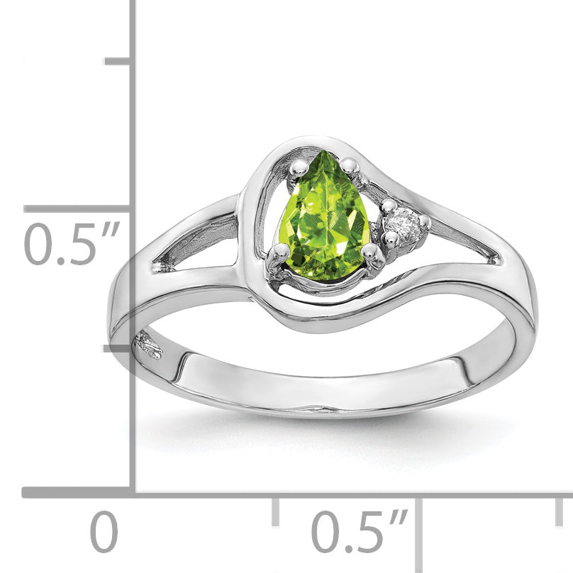 14k White Gold 6x4mm Pear Peridot Checker A Diamond ring